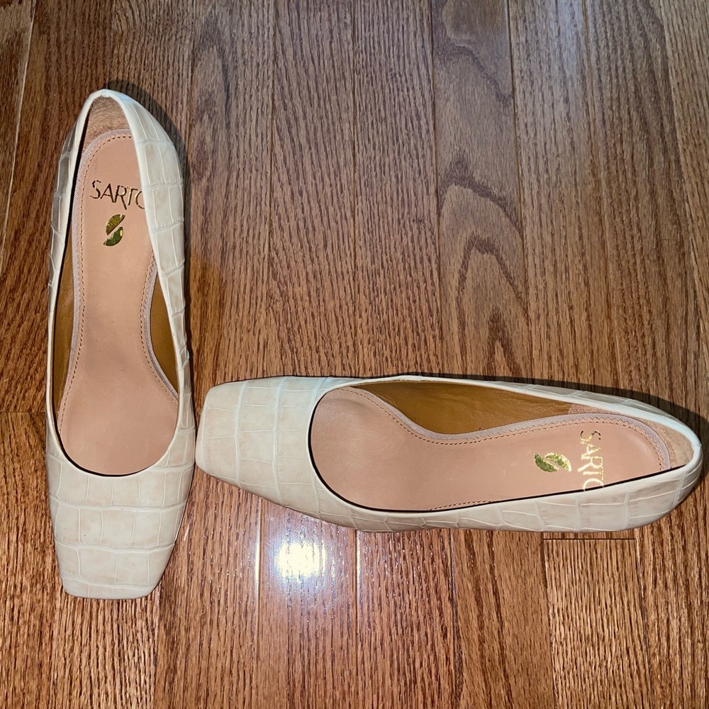Tan Heels